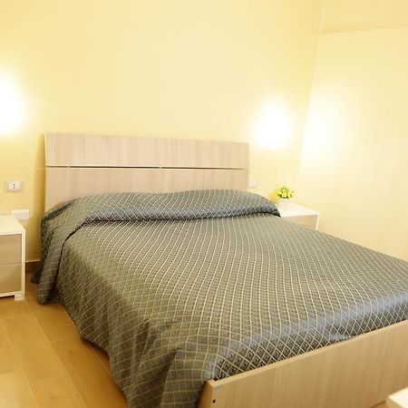 Hotel Il Quadrifoglio Torre del Greco Buitenkant foto