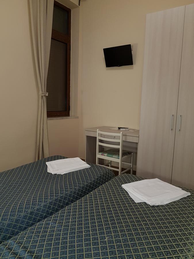 Hotel Il Quadrifoglio Torre del Greco Buitenkant foto